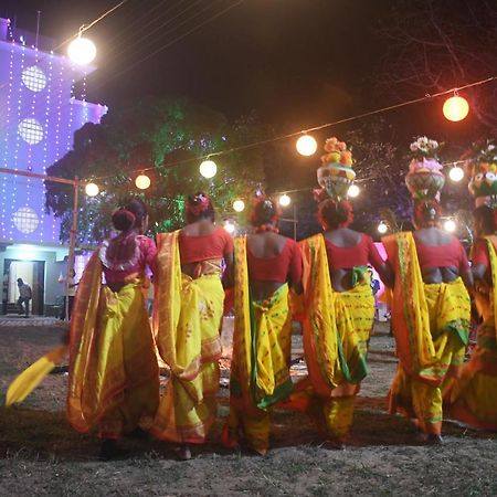 Jhargram Eshani Hotels And Guest House Kültér fotó